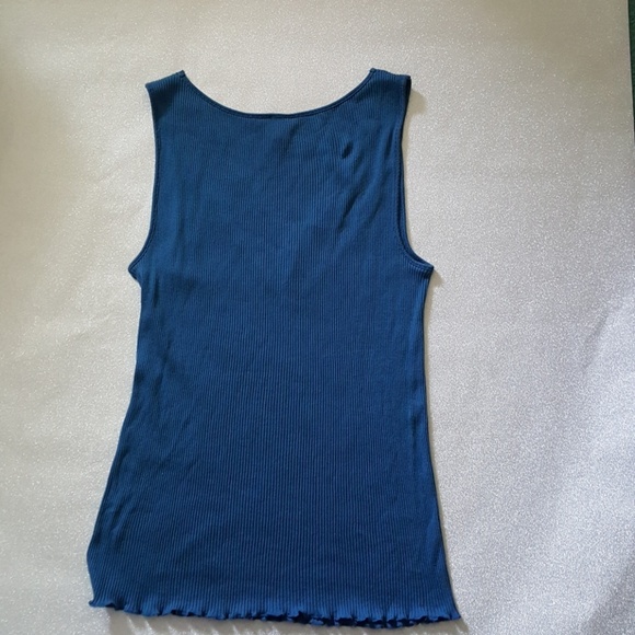 Banana Republic tops size Petite L & regular XL - Picture 3 of 3